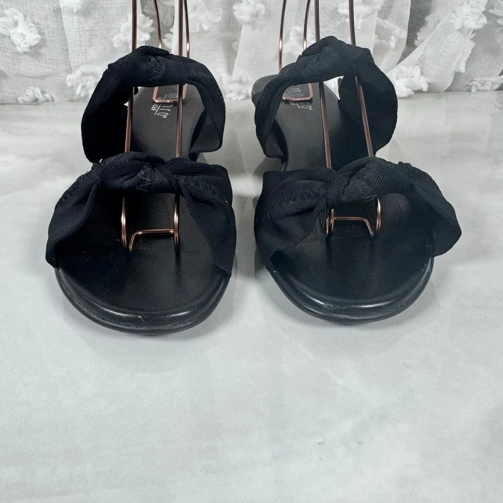 Munro American Black Double Strap Knotted Sandals Slip On Cruise Resort 8 WW